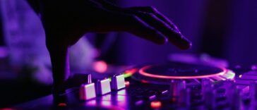 Mener à la baguette les musiques dans les JDR