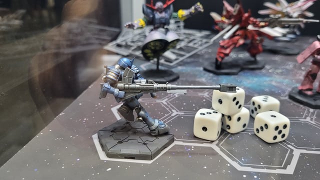 Gundam Assemble ! Bandai Namco lance la franchise sur un nouveau marché par l’annonce de ce jeu de plateau avec des miniatures.